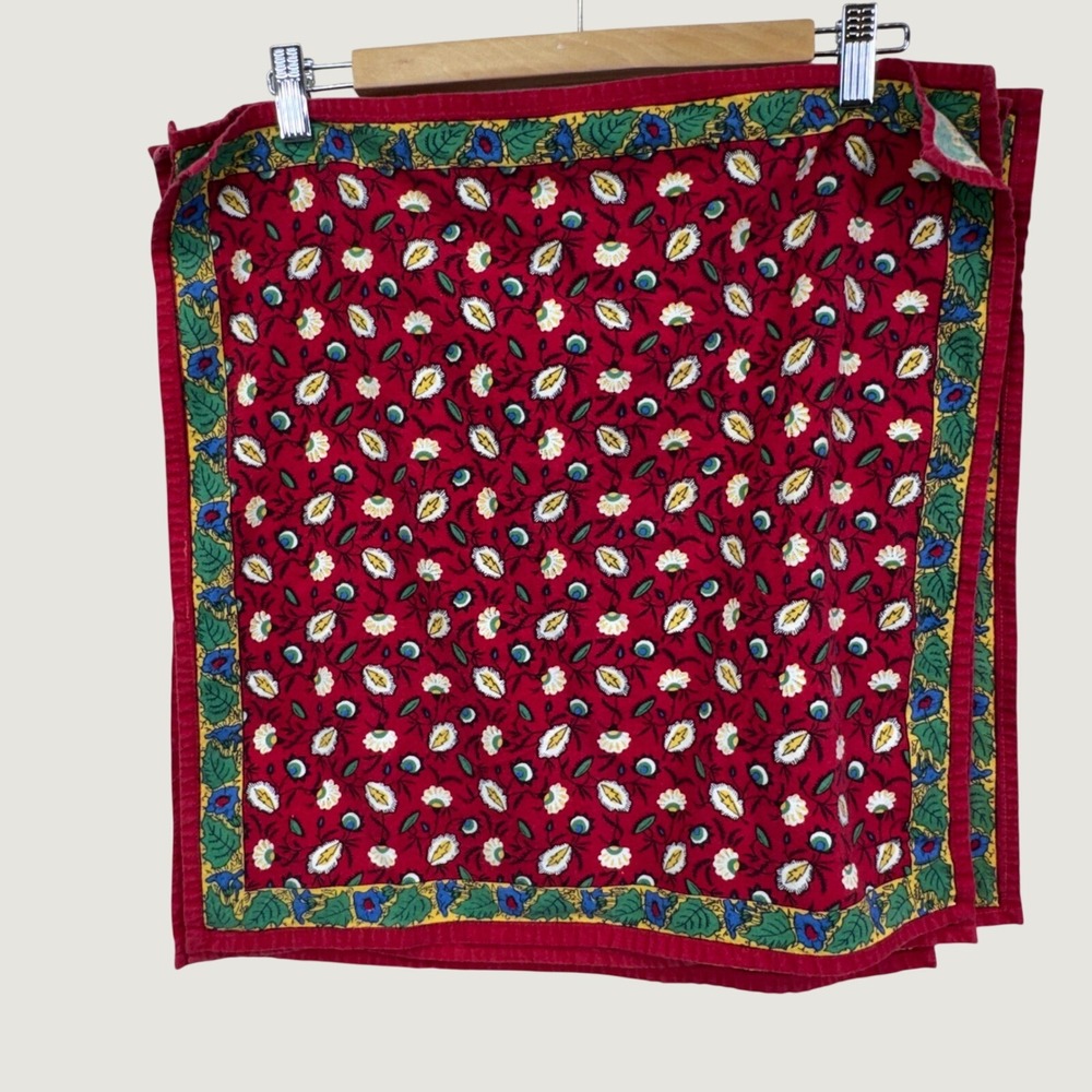 William Sonoma 100% Cotton‎ Floral Napkins Set of 4 Red French Country Rustic